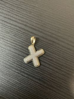 10k Initial x Pendant 