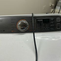 Samsung. Gas Dryer  Good Condition 