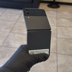 Samsung Galaxy Z Flip 4 Unlocked 