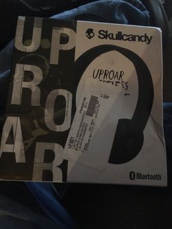 Skull candy headphones Bluetooth