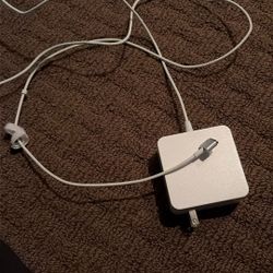 MacBook Pro 13 Charger
