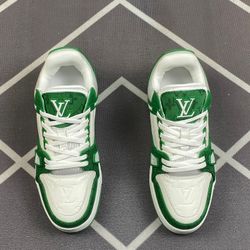 Sneaker
