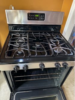 Super Clean Frigidaire Gallery Stove