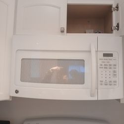 Whirlpool, White, Microwave 
