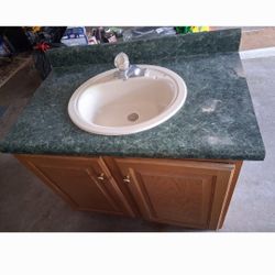 Bathroom Cabinets With Sinks For Sale 