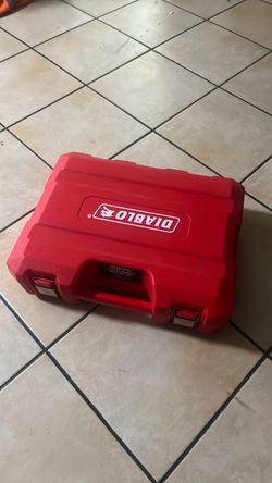 Diablo Plumber's Hole Saw Set with Case