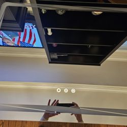 Lighted & Heated Mirro