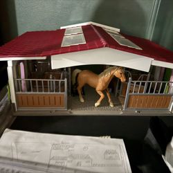 Horse Barn Toy 