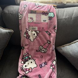 Hello Kitty Blanket.