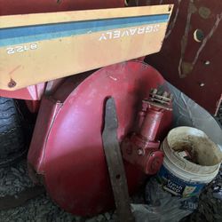 Gravely Left Handed Deck With 2 Mower Blades 