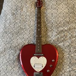 Daisy Rock Heart Breaker Electric Guitar With Gig Bag
