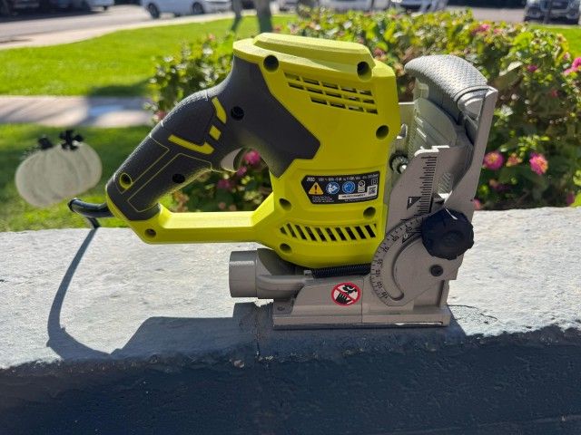 Ryobi 6 amp corded ac biscuit joine