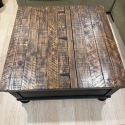 Ashley Furniture Valebeck Coffee Table With Lift Top 