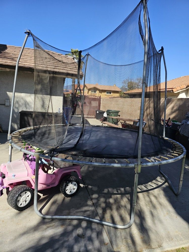 14ft Trampoline