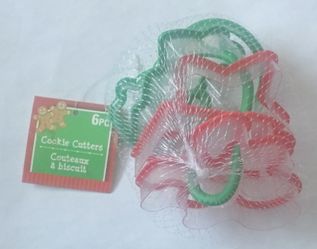 Brand New Christmas Cookie Cutter Set