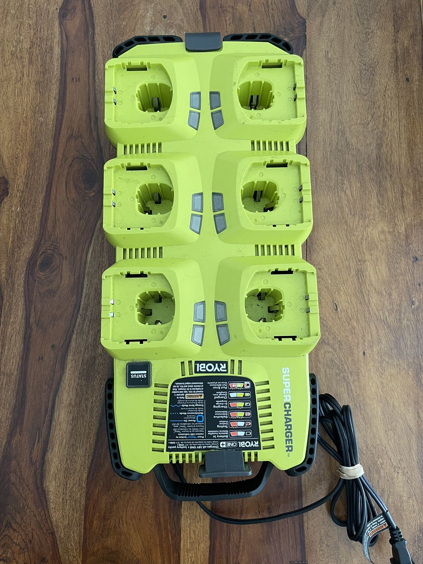 Ryobi Battery Super Charger P125 Charges 6 Batteries