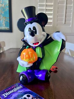 Disneyland Halloweentime 2026 Mickey vampire popcorn bucket