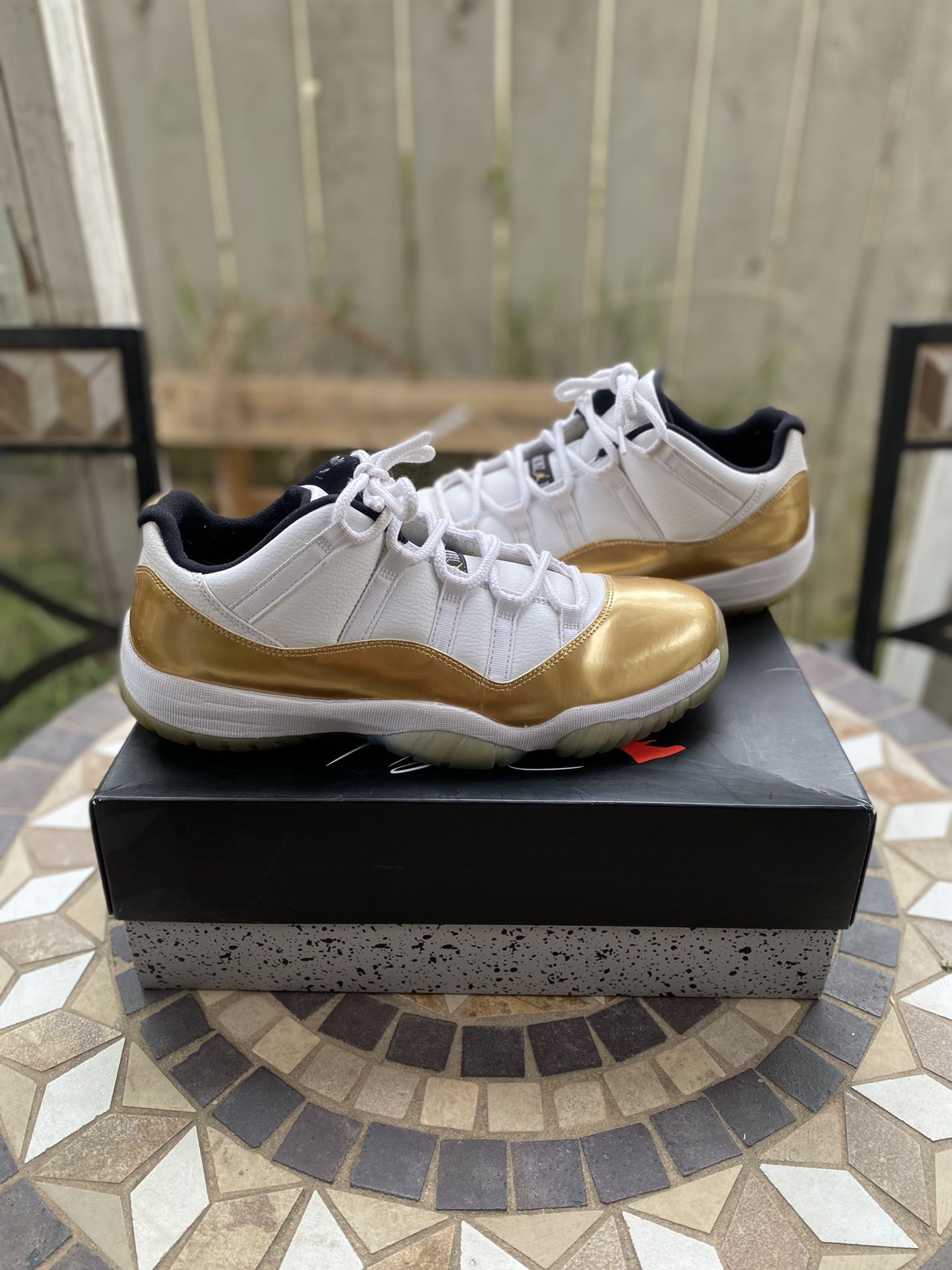 Air Jordan: Jordan 11 Retro Low Closing Ceremony