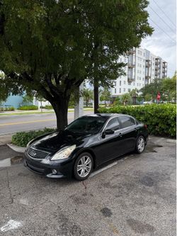 2015 Infiniti Q40