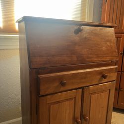 Small Secretary/desk