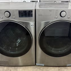 LG washer And Dryer Set 