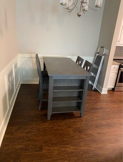 Dining Table + 4 Chairs