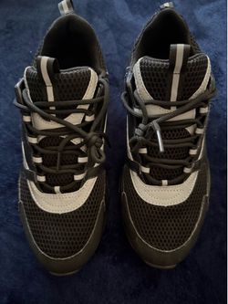Dior b22
