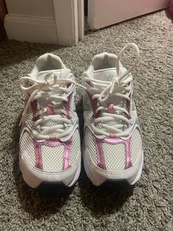 New balance shoes
