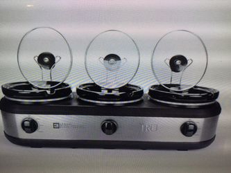 TRU TRIPLE SLOW COOKER WITH {3} 2.5 QT INSERTS.  OPEN BOX ITEM