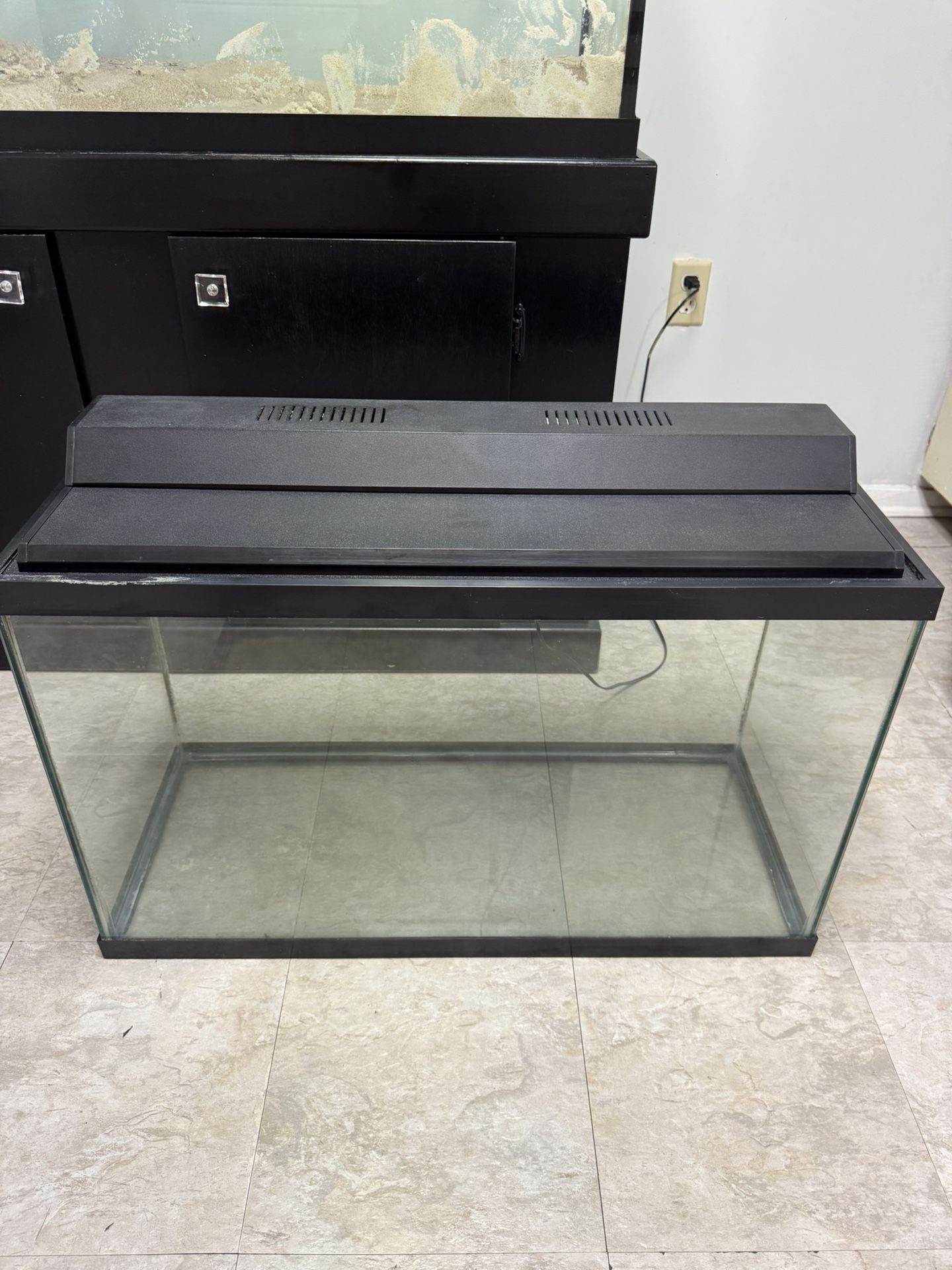 30 Gallons Fish Tank With Top And Light