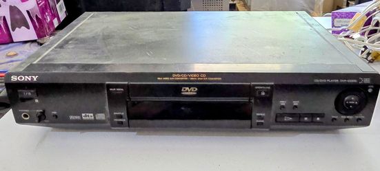 Sony DVP-S530D CD/DVD Player
