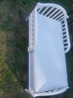 Toddler bed set frame and mattress