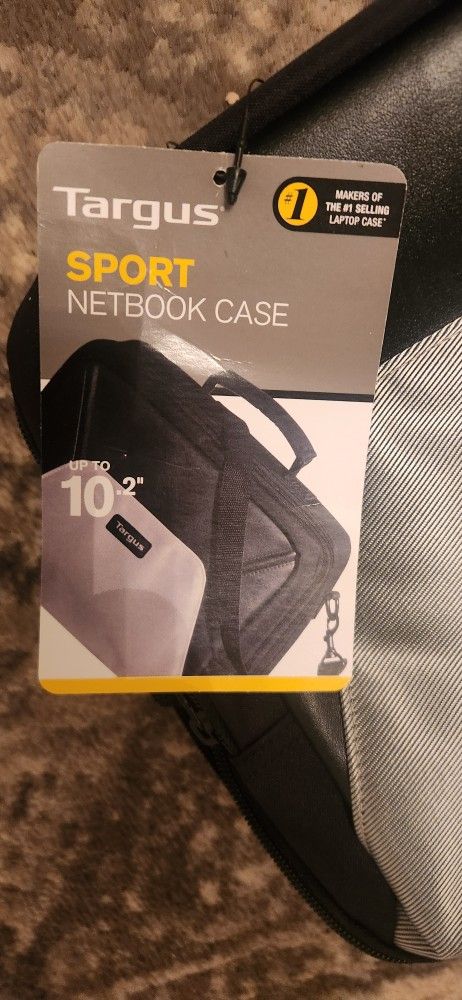 Netbook Case ( New )