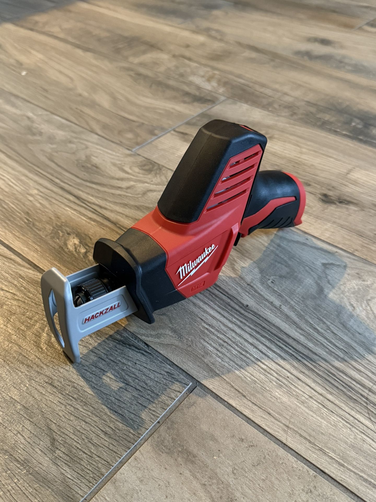 Milwaukee M12 Hack Saw