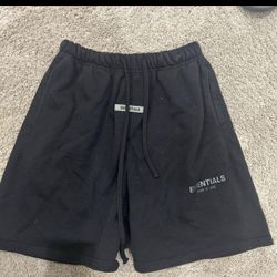 Essentials Shorts