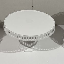 White 1 Cake stand & 3 Desserts plates