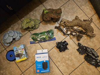 Aquarium Decor and Filter Lot