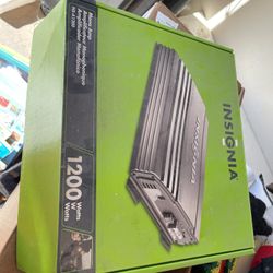 Insignia - 1200W Class D Bridgeable Mono Amplifier - Multi