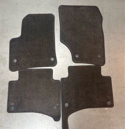 Volkswagen Touareg Floor Mats