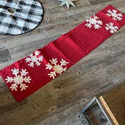 Christmas Table Runner