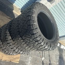 35x12.50R20 NITTO GRAPPLER 