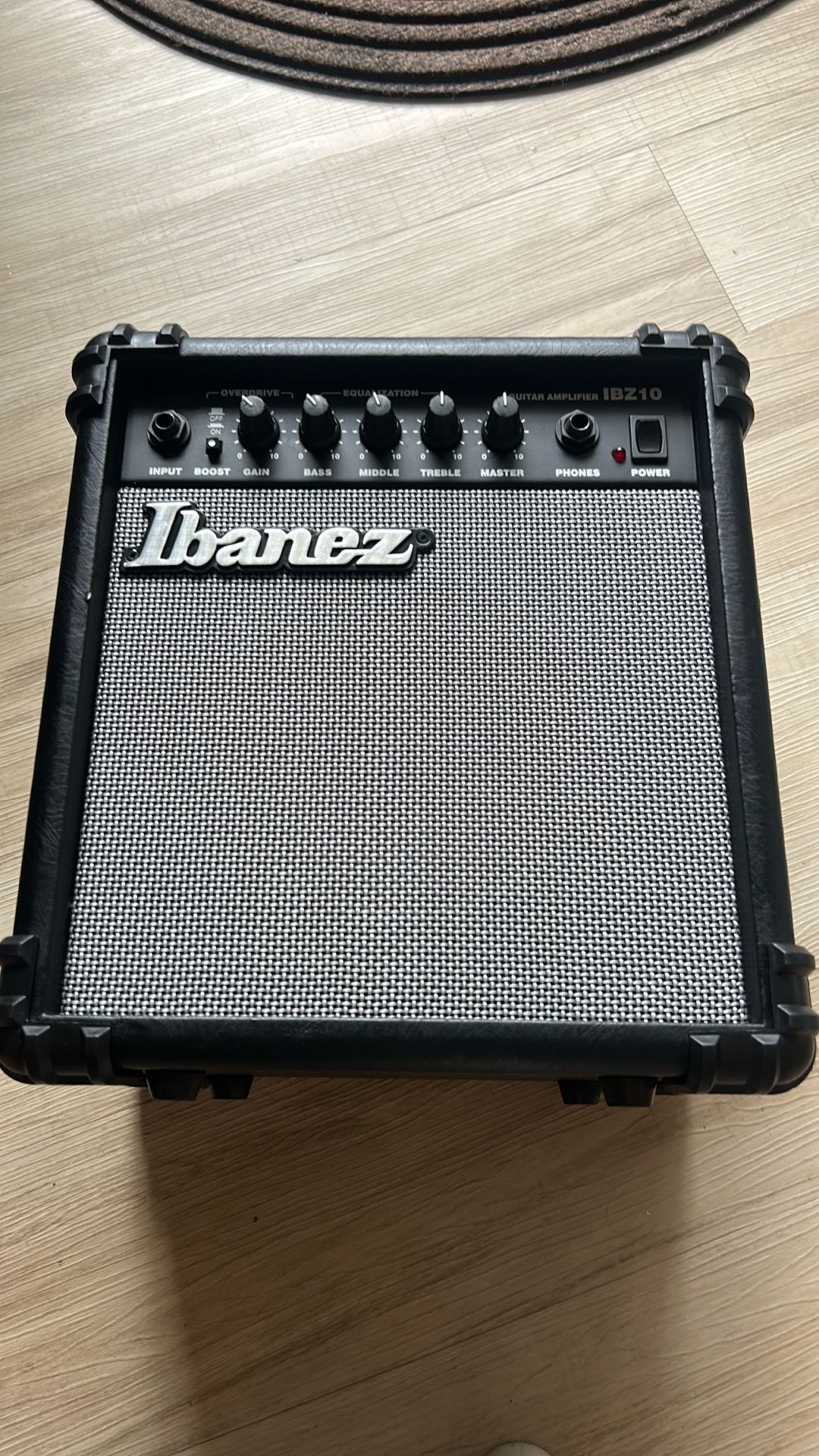 Ibanez guitar amp, black, small