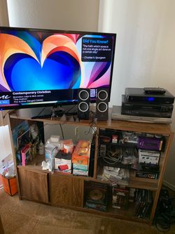 TV Stand / Entertainment Center