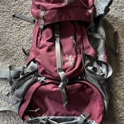 Kelty Lakota 4000W Backpacking Bag (women’s)