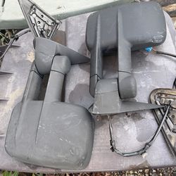 00-06 Chevy Tow Mirrors
