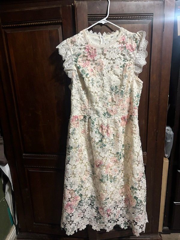 Vestido nuevo.  New dress