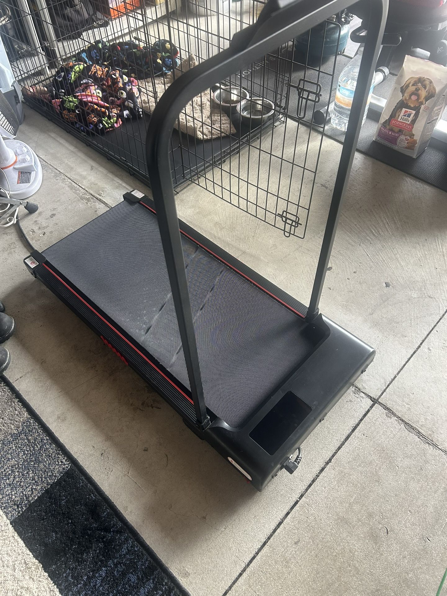 Treadmill New With Remote