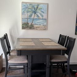 Dining Table with 4 Barstools
