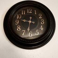 20” Living Room Clock 