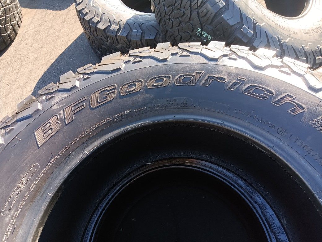 2 Llantas Lt 305 70 R18 Bfgoodrich All Terrain 